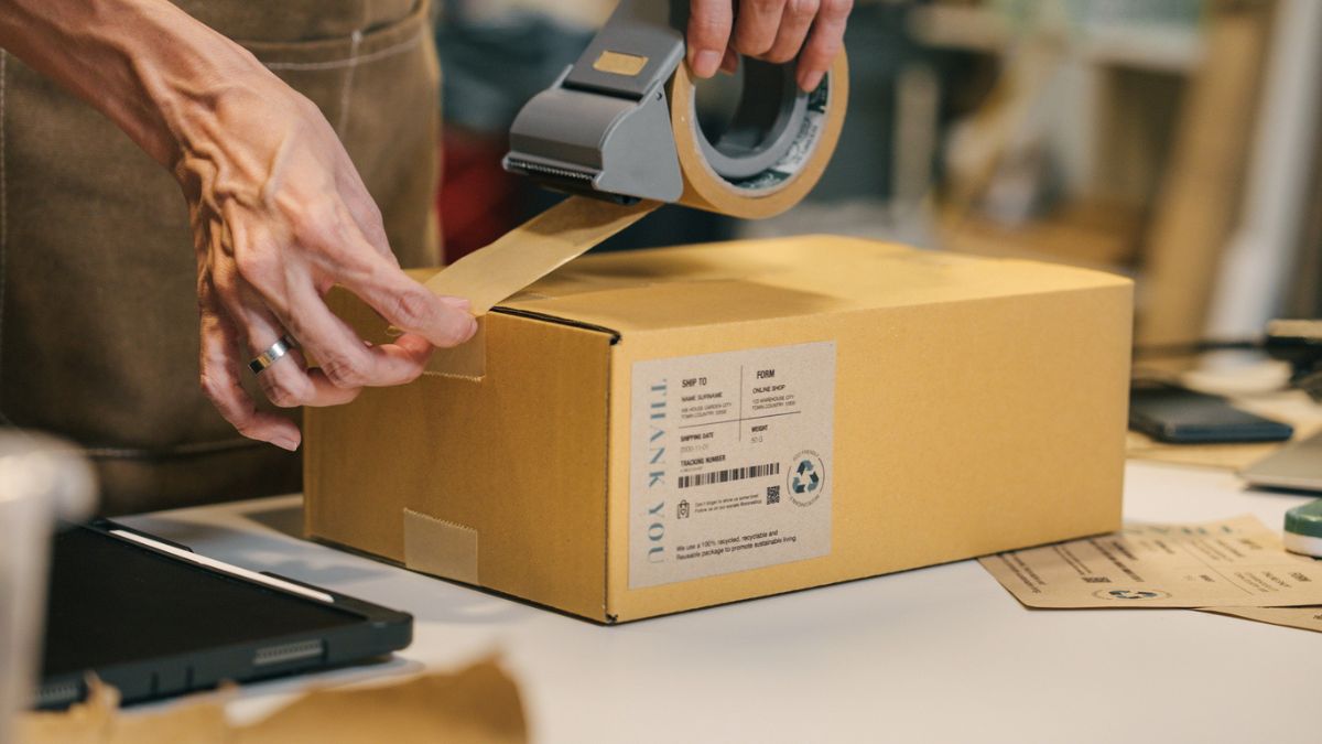 How to package cosmetics for shipping | Advanced Dynamics