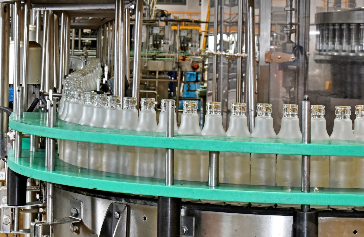 Drink filling & packaging machinery